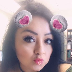 Meet your Posher, Reyes